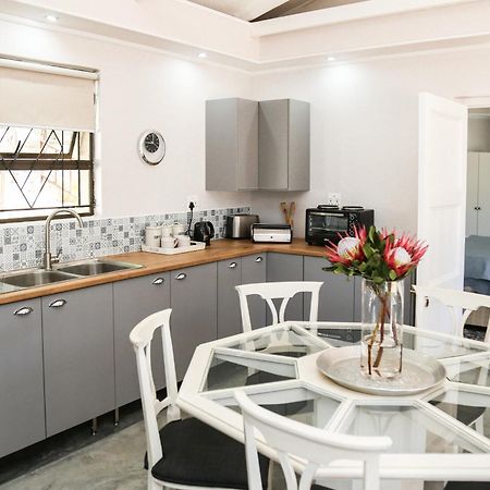 Le Pommier Wine Estate Villa Stellenbosch Ngoại thất bức ảnh